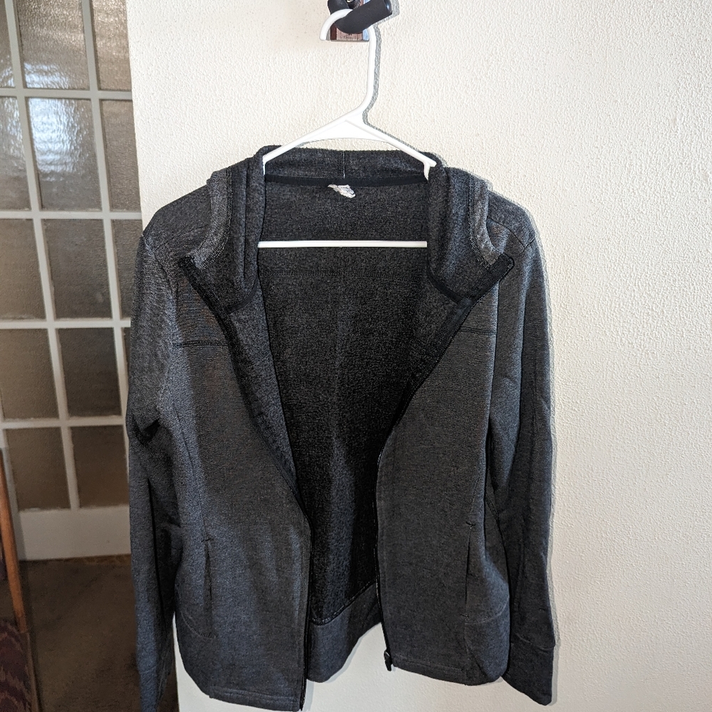 Women's Athletic Top